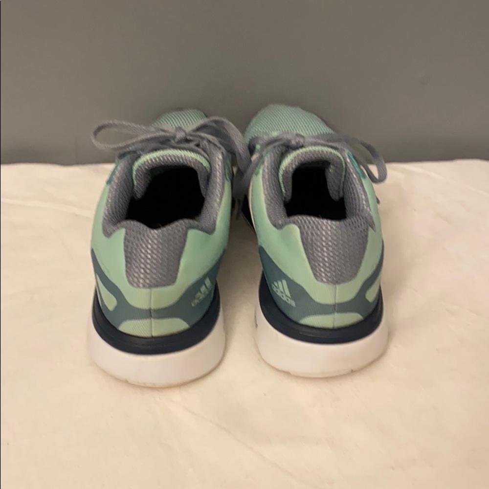 Adidas - Picture 3 of 7